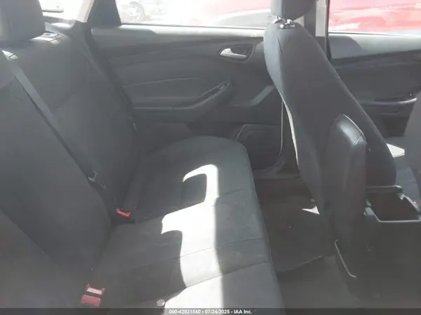 1FADP3F22JL212637 2018 FORD FOCUS - Image 8