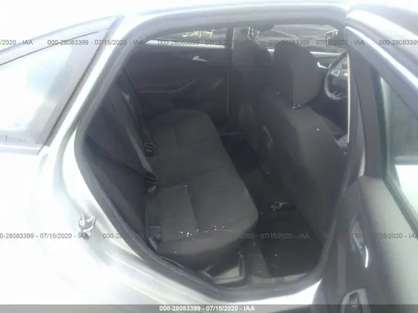 1FADP3F22JL224402 2018 FORD FOCUS - Image 8