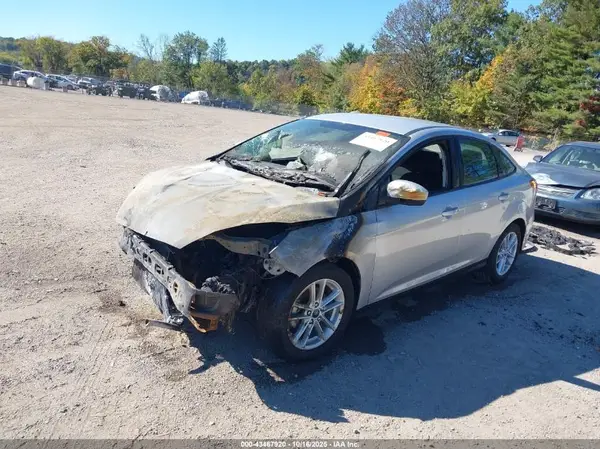 1FADP3F22JL228076 2018 FORD FOCUS - Image 2
