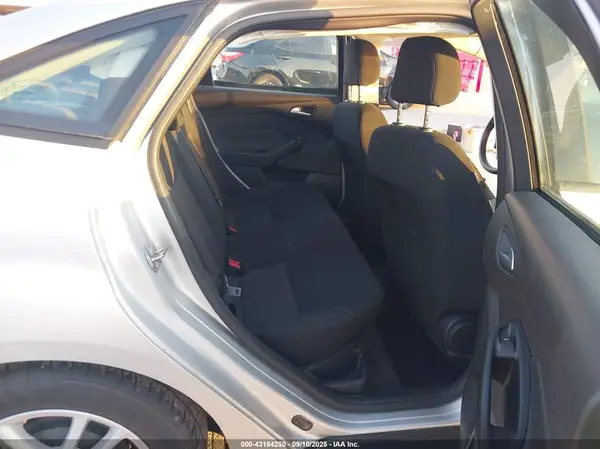 1FADP3F22JL229616 2018 FORD FOCUS - Image 8