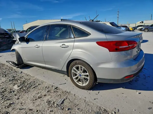 1FADP3F22JL237506 2018 FORD FOCUS - Image 2