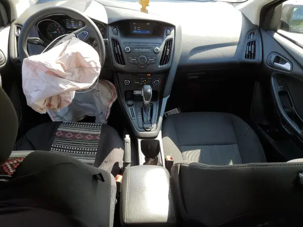 1FADP3F22JL239479 2018 FORD FOCUS - Image 8