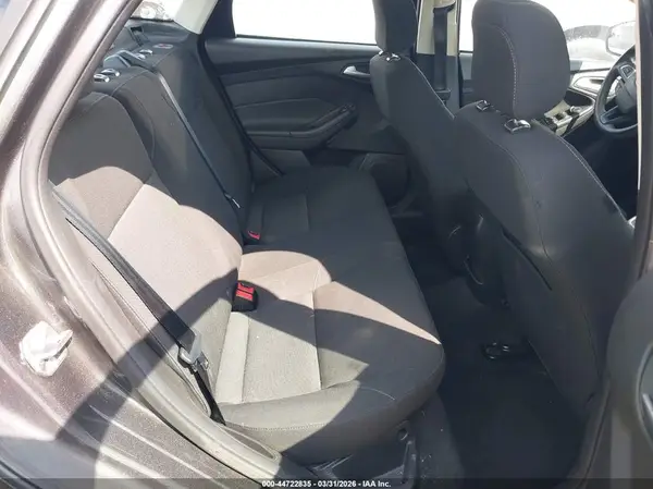 1FADP3F22JL255682 2018 FORD FOCUS - Image 8