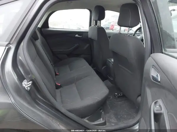 1FADP3F22JL264804 2018 FORD FOCUS - Image 8