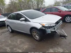 1FADP3F22JL268402 2018 FORD FOCUS