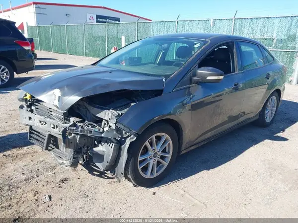 1FADP3F22JL269565 2018 FORD FOCUS - Image 2