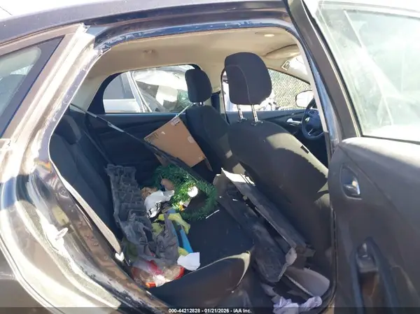 1FADP3F22JL269565 2018 FORD FOCUS - Image 8
