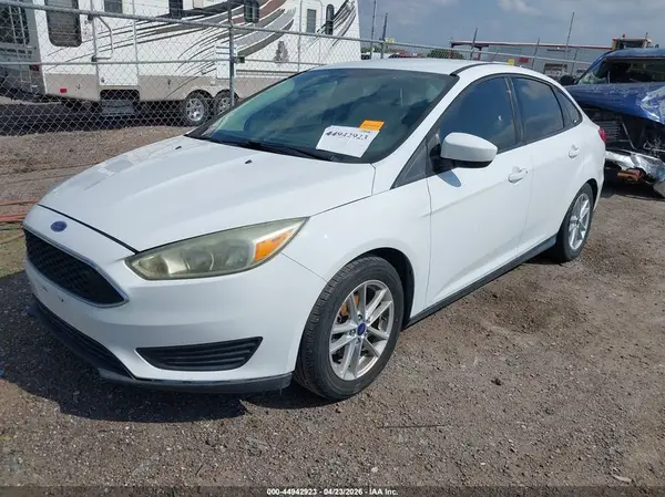 1FADP3F22JL277519 2018 FORD FOCUS - Image 2