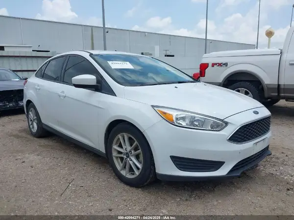 1FADP3F22JL292697 2018 FORD FOCUS - Image 1