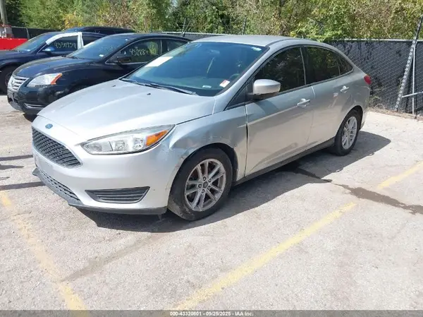 1FADP3F22JL303293 2018 FORD FOCUS - Image 2