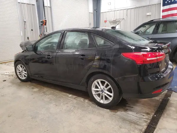 1FADP3F22JL303696 2018 FORD FOCUS - Image 2