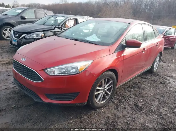 1FADP3F22JL320823 2018 FORD FOCUS - Image 2