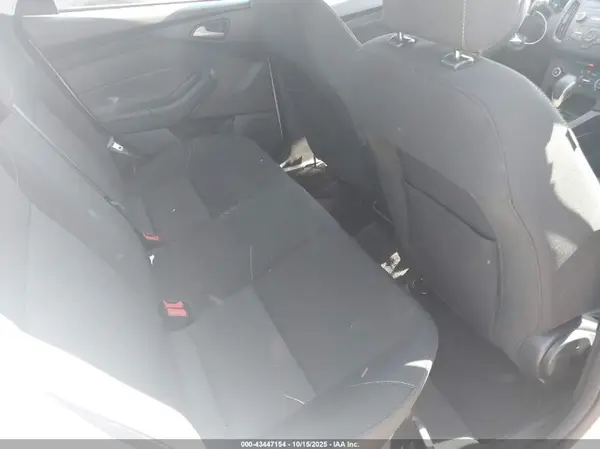 1FADP3F22JL327593 2018 FORD FOCUS - Image 8