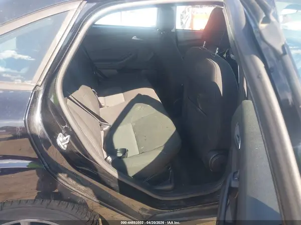 1FADP3F22JL328081 2018 FORD FOCUS - Image 8