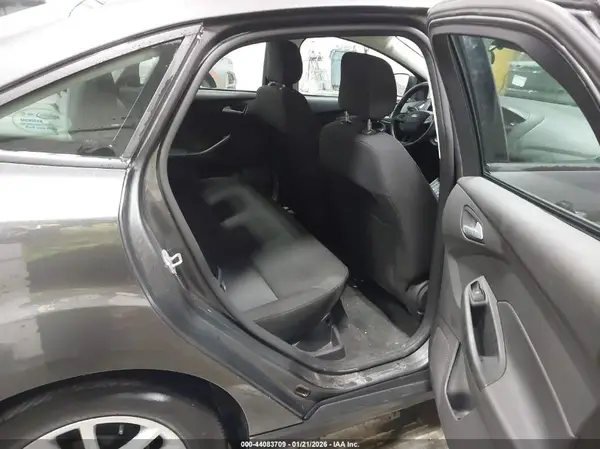 1FADP3F22JL329103 2018 FORD FOCUS - Image 8