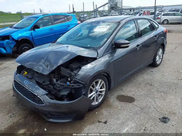 1FADP3F23GL245736 2016 FORD FOCUS - Image 2