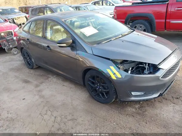 1FADP3F23GL256574 2016 FORD FOCUS - Image 1