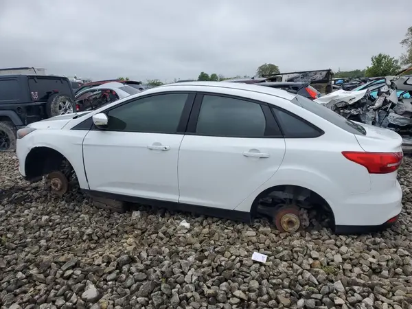 1FADP3F23GL278123 2016 FORD FOCUS - Image 2