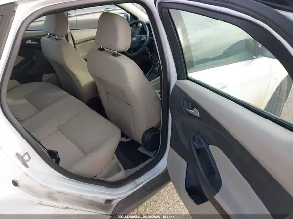 1FADP3F23GL285606 2016 FORD FOCUS - Image 8