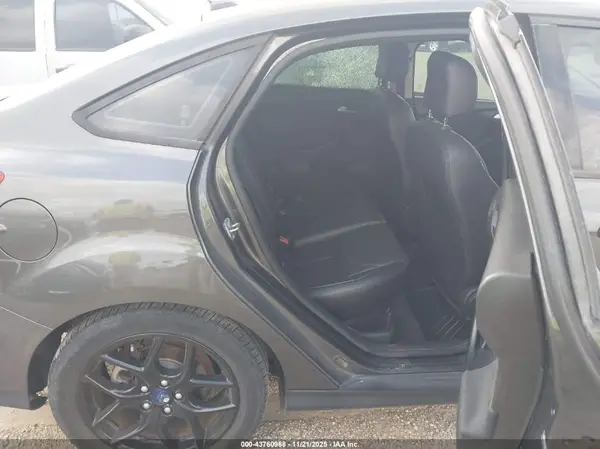 1FADP3F23GL288845 2016 FORD FOCUS - Image 8