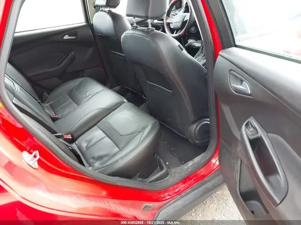 1FADP3F23GL302694 2016 FORD FOCUS - Image 8