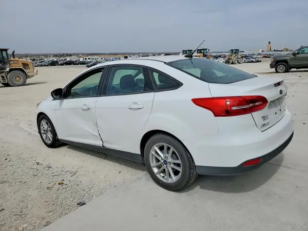 1FADP3F23GL303182 2016 FORD FOCUS - Image 2