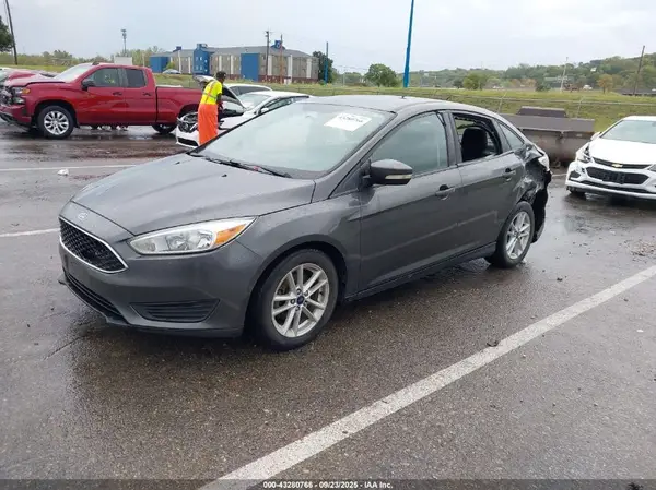 1FADP3F23GL305949 2016 FORD FOCUS - Image 2