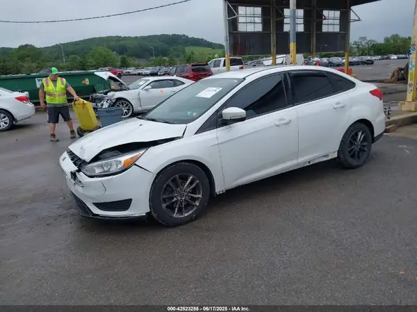 1FADP3F23GL314294 2016 FORD FOCUS - Image 2