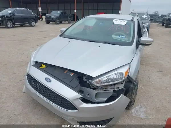 1FADP3F23GL316269 2016 FORD FOCUS - Image 2