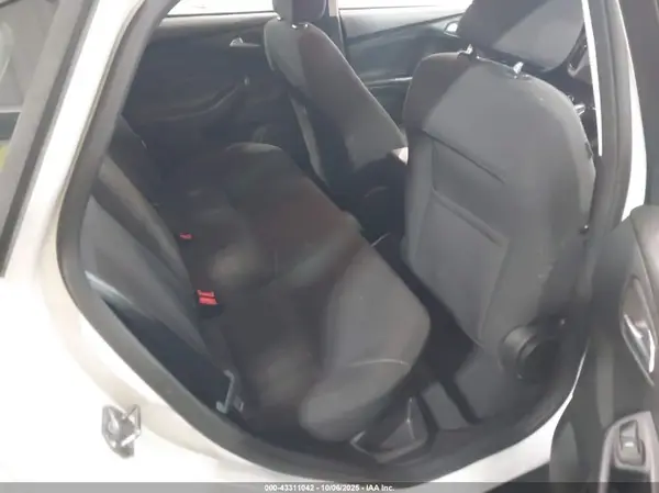 1FADP3F23GL341043 2016 FORD FOCUS - Image 8