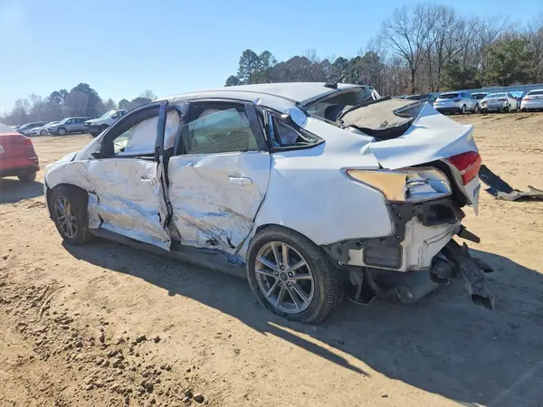 1FADP3F23GL352303 2016 FORD FOCUS - Image 2