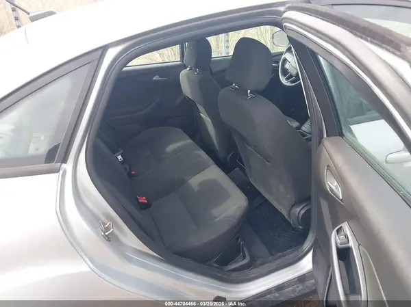 1FADP3F23GL357761 2016 FORD FOCUS - Image 8