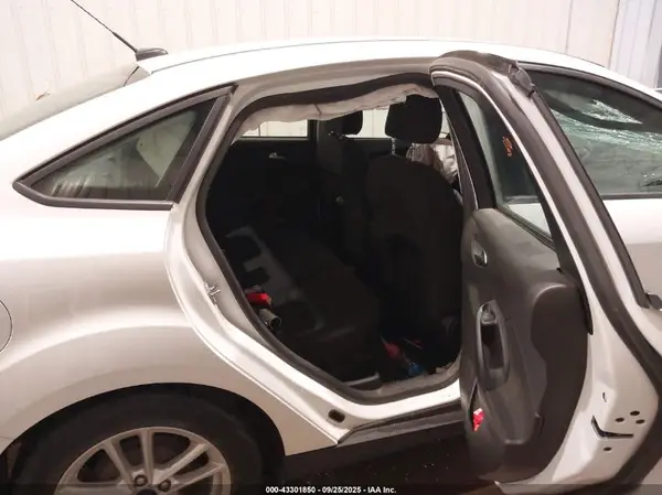 1FADP3F23GL365407 2016 FORD FOCUS - Image 8