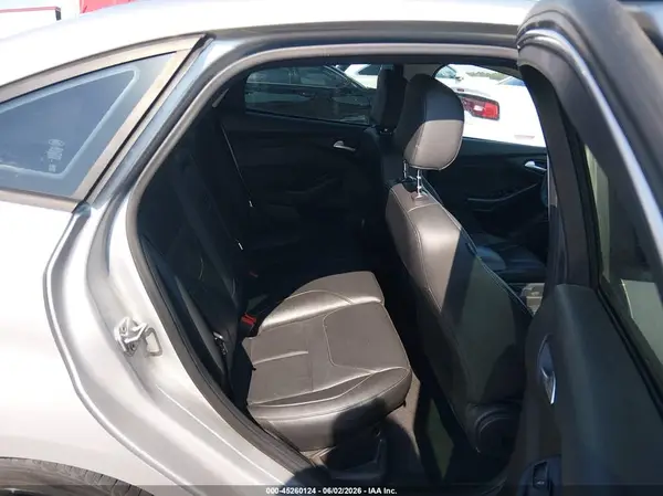 1FADP3F23GL391537 2016 FORD FOCUS - Image 8