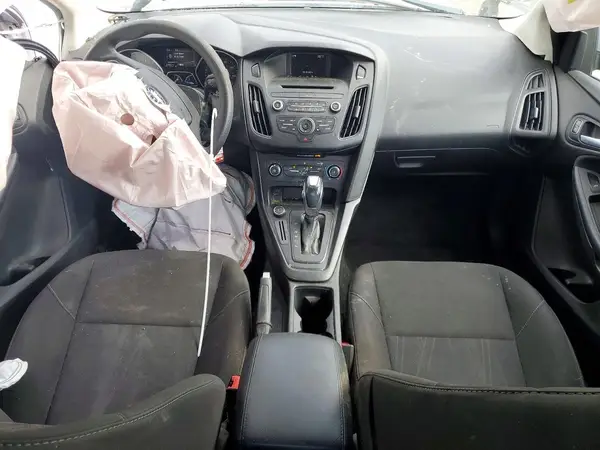 1FADP3F23GL399640 2016 FORD FOCUS - Image 8