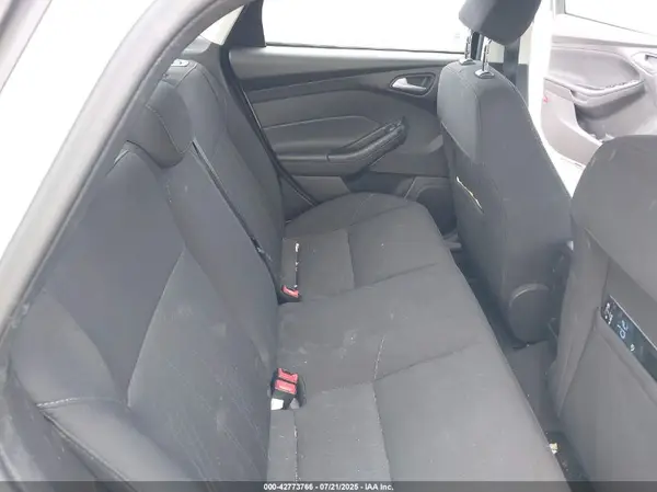 1FADP3F23GL402813 2016 FORD FOCUS - Image 8