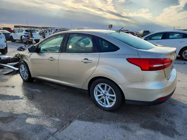 1FADP3F23HL205092 2017 FORD FOCUS - Image 2