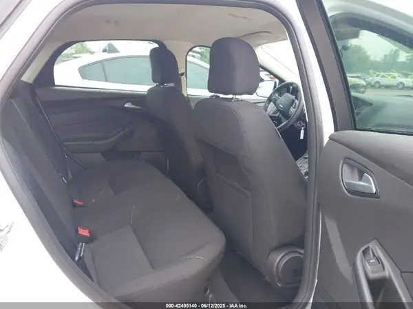 1FADP3F23HL208669 2017 FORD FOCUS - Image 8