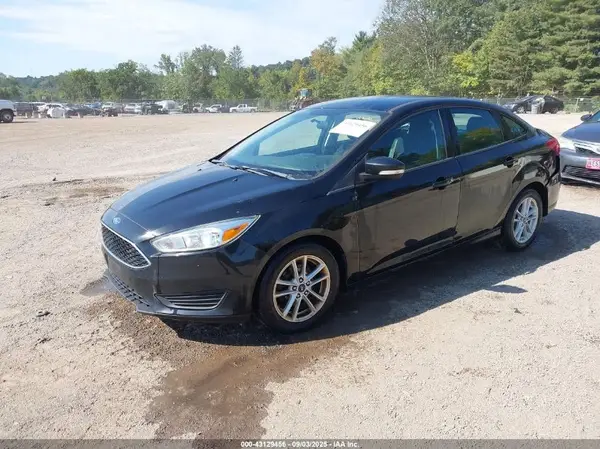 1FADP3F23HL228839 2017 FORD FOCUS - Image 2