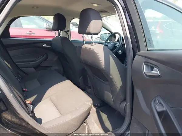 1FADP3F23HL231305 2017 FORD FOCUS - Image 8