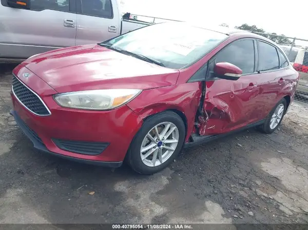 1FADP3F23HL236018 2017 FORD FOCUS - Image 2