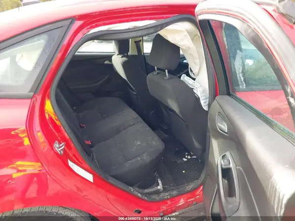 1FADP3F23HL249075 2017 FORD FOCUS - Image 8