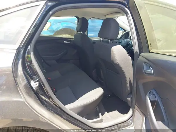 1FADP3F23HL257810 2017 FORD FOCUS - Image 8