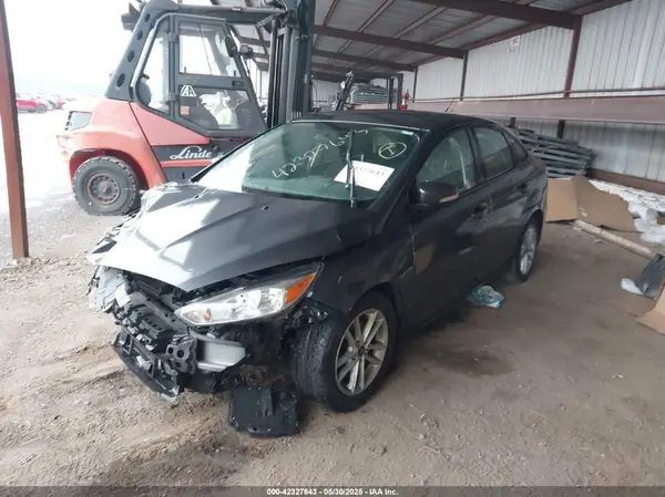 1FADP3F23HL263008 2017 FORD FOCUS - Image 2