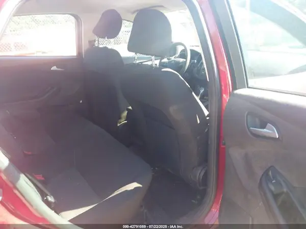 1FADP3F23HL282514 2017 FORD FOCUS - Image 8