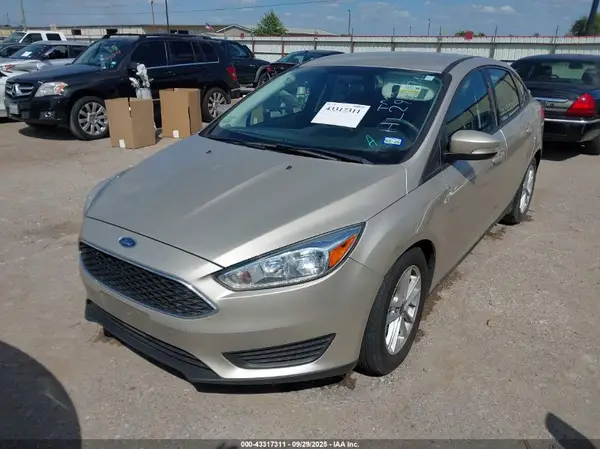 1FADP3F23HL293674 2017 FORD FOCUS - Image 2