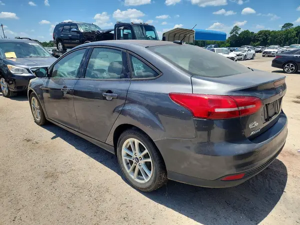 1FADP3F23HL297806 2017 FORD FOCUS - Image 2