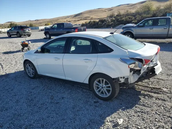 1FADP3F23HL300106 2017 FORD FOCUS - Image 2