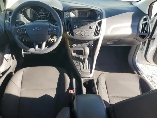 1FADP3F23HL300106 2017 FORD FOCUS - Image 8