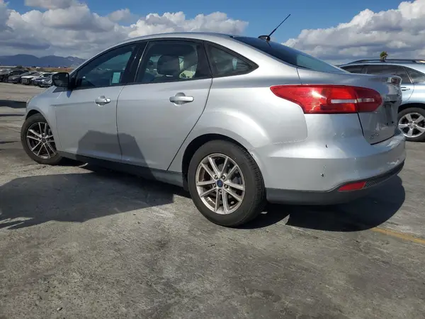 1FADP3F23HL300333 2017 FORD FOCUS - Image 2